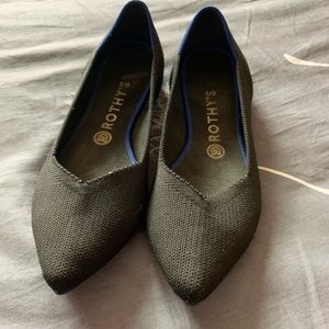 Rothy’s Sustainable Pointed Toe Flats